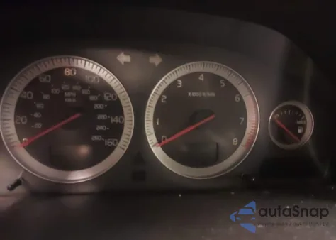 2013 Volvo Xc90 3.2/3.2 Platinum/3.2 Premier Plus from USA, damaged, VIN YV4952CZ0D1657943